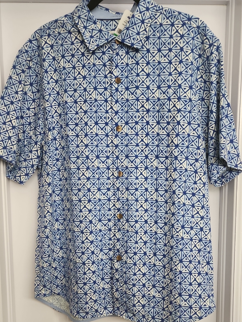 Tommy Bahama Silk Blue and White Geometric Short-Sleeve Button-Down - New